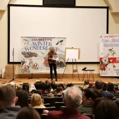 Jan Brett on stage in the Lynn Theater.