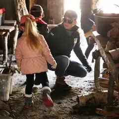 Volunteers wetu homesite clean up day