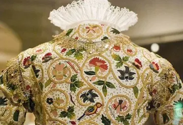 Lace collar plimoth jacket