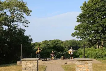 Eel river lone wolf concert