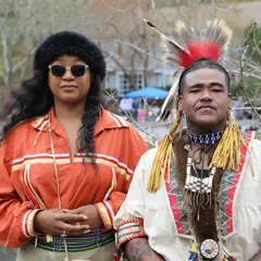 Standing quiver performers herring run