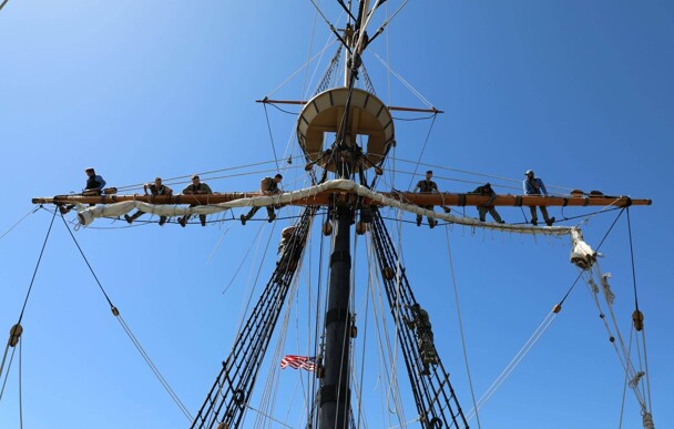 Mayflower constitution teamwork sail