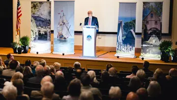 Nathaniel philbrick linn theater presenting