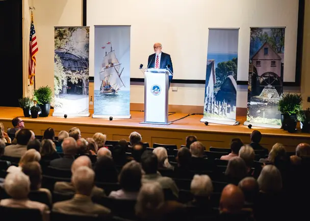 Nathaniel philbrick linn theater presenting