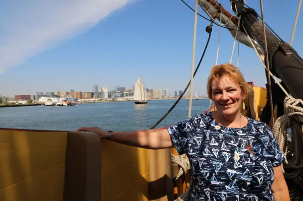 Parade of Sail Jae Dunn