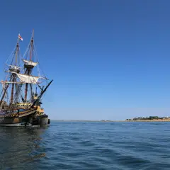 Mayflower tug boat lighthouse