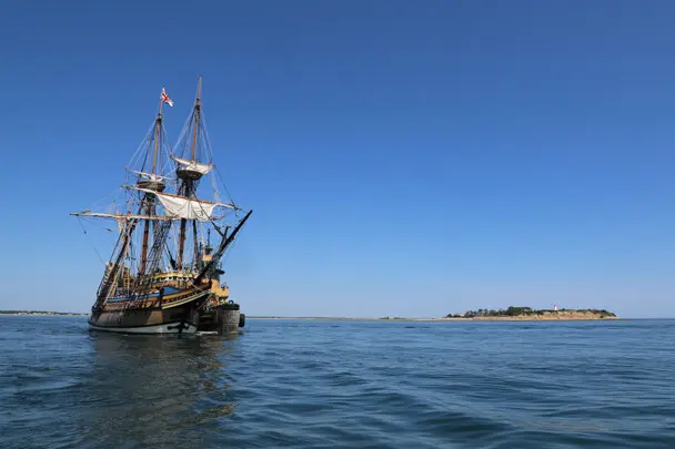 Mayflower tug boat lighthouse