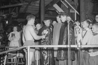 Christening ceremony mayflower ii