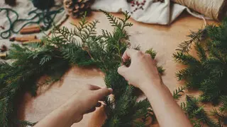 2026 holiday wreath making public program
