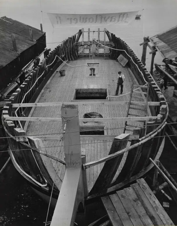 Mayflower II's main deck and beak under construction