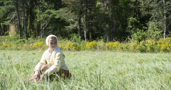 pilgrim girl in field